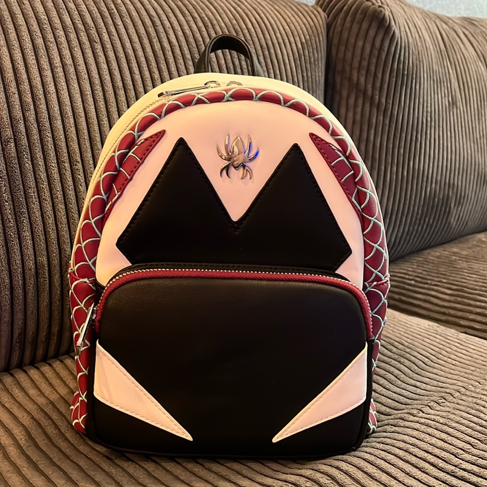 Loungefly Spider Gwen backpack